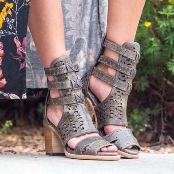 Freebird by Steven Shoes - ISO Freebird by Steven Hawk 6